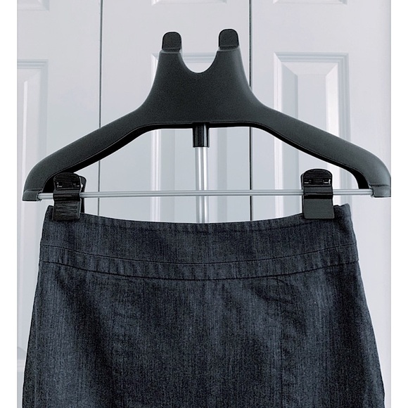 Ann Taylor LOFT Sz 2P Stretch Blue Dark Wash Pencil Skirt - Picture 4 of 7